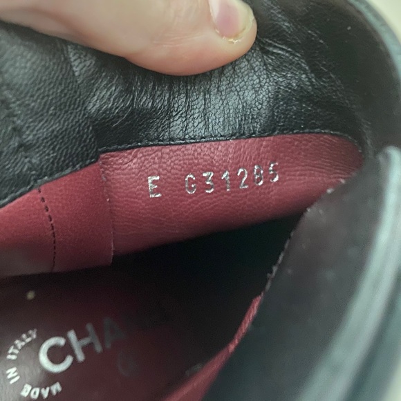 Classic Chanel CC lock bootie - Picture 7 of 9